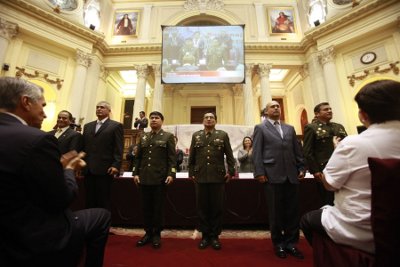 Comandos de Chavín de Huántar fueron homenajeados en el Congreso de la República. Foto Andina/Oscar Farje 17/04/2012