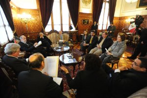 presidente_del_congreso_recibio_a_los_delegados_de_la_prensa_peruana