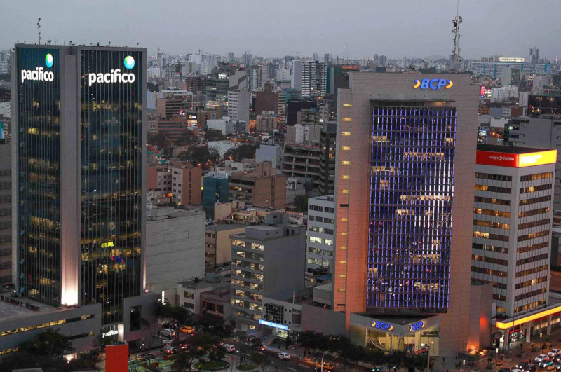 christian herrera dec2019 centro financiero lima foto andina