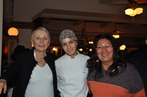 Micheline Vallée, Renata Venzetto y Frida Velarde. Foto: Patrick Sheridan