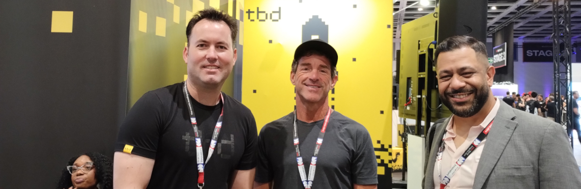 Daniel Buchner from TBD, part of Block, Brent Chandler from FormFree, and Nalin Mittal from Google Cloud at TBD's booth during WeAreDevelopers World Congress. Foto Orbita Popular