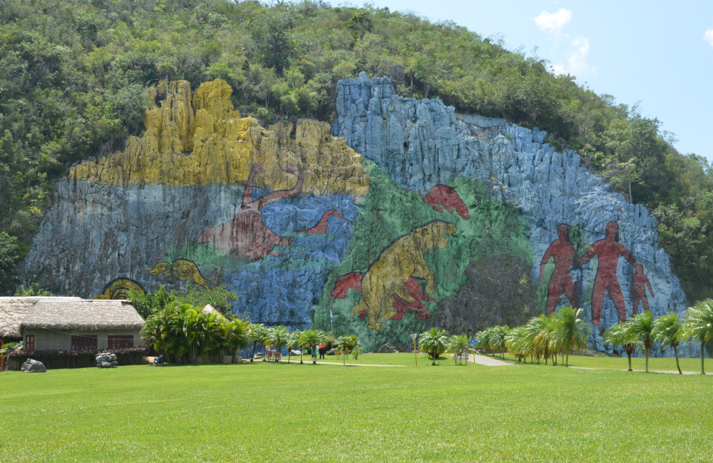 fitcuba 2019 mural vinales