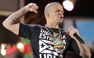 Integrante del grupo Calle 13