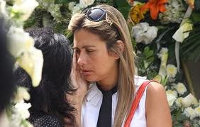 Jessica Tapia, destacada conductora de programas de TV 4 perdió a su padre. Nuestro más sentido pésame