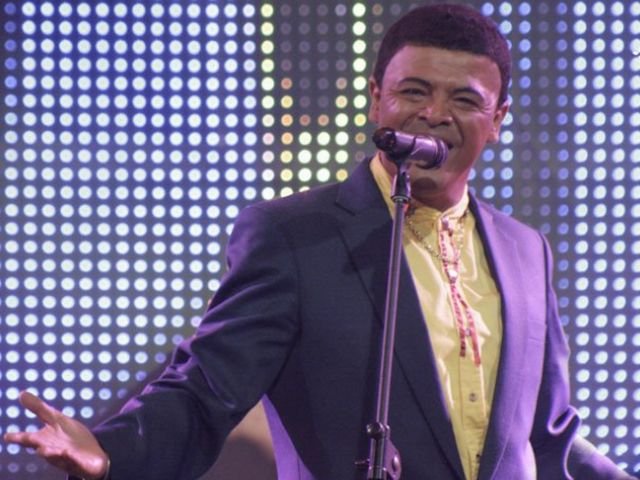 Ytalo Faijo imita a Joe Arroyo